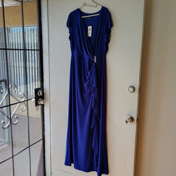 NWT Ralph Lauren *pristine* Stretch Formal Dress - Picture 1 of 9